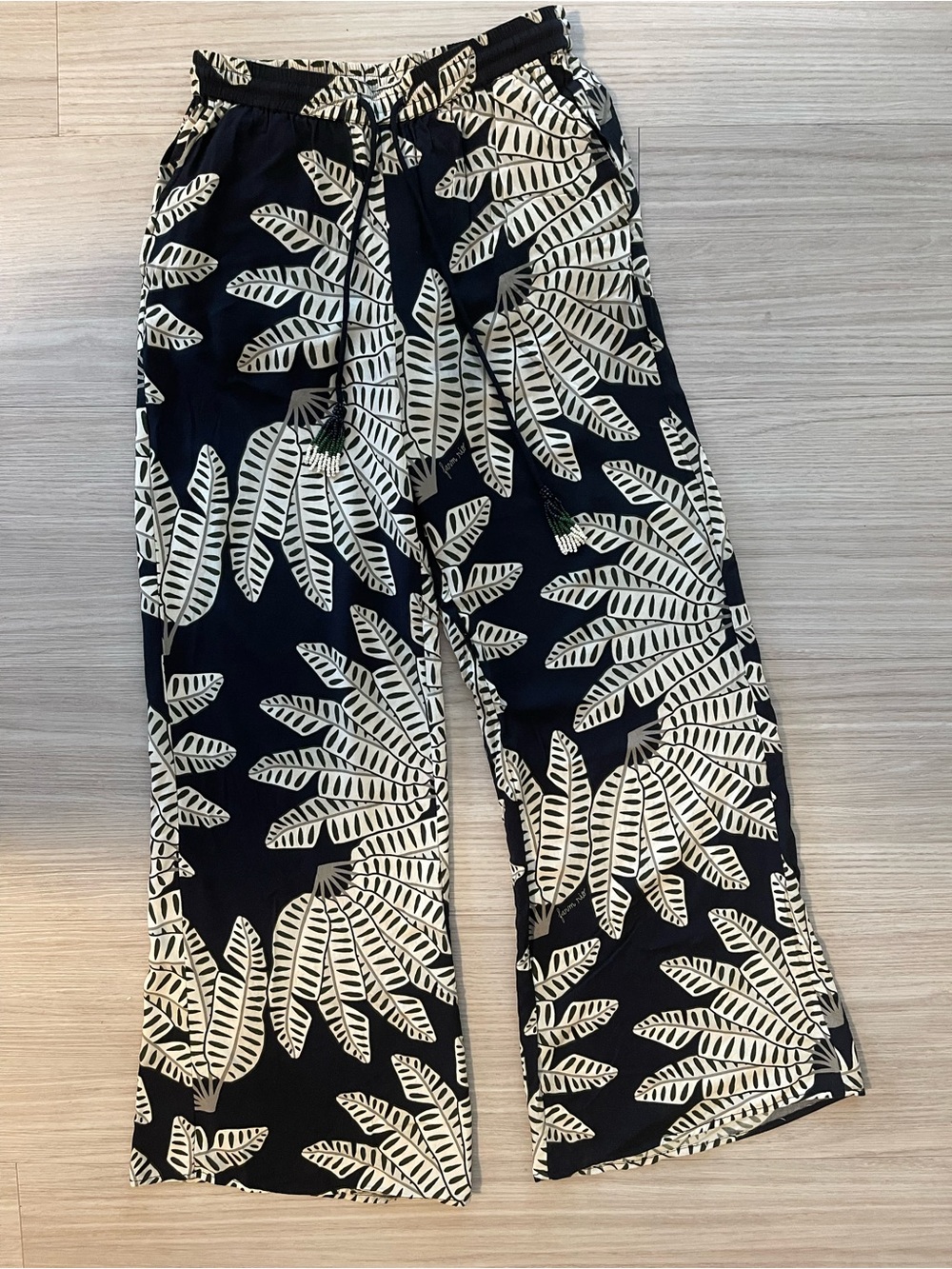 Size XS Farm Rio pants